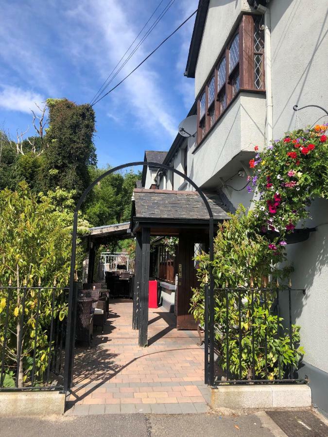 Chester Beatty Inn Ashford 외부 사진